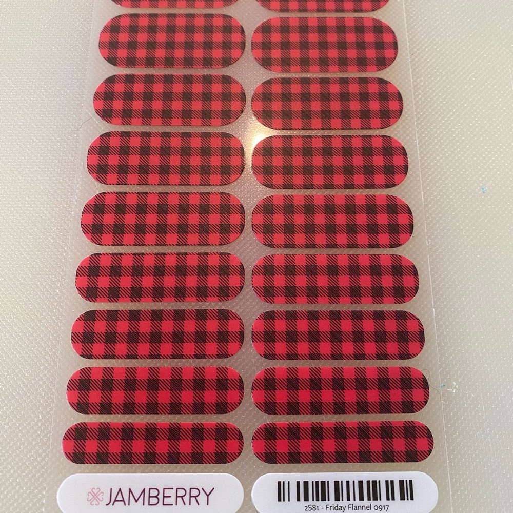 “Friday Flannel” (full set) Jamberry Wraps